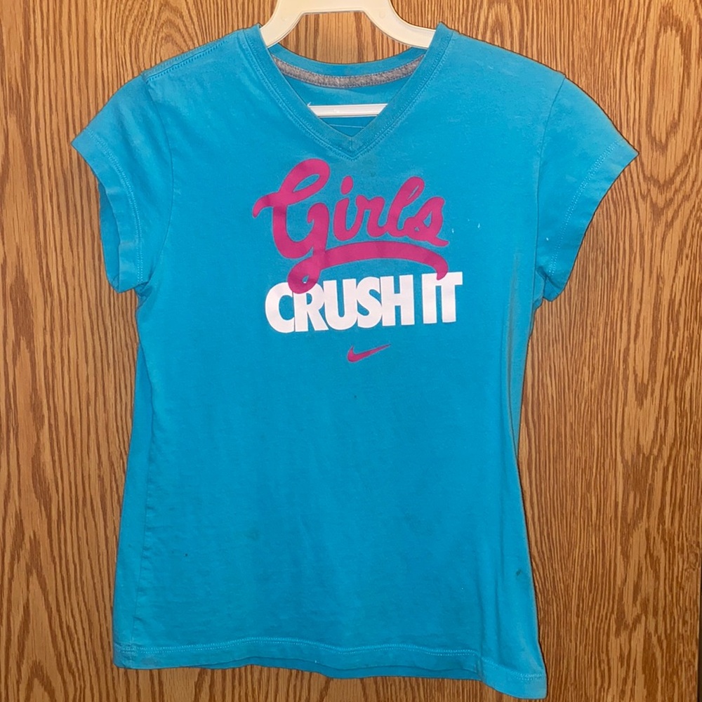 Nike girls tee shirt